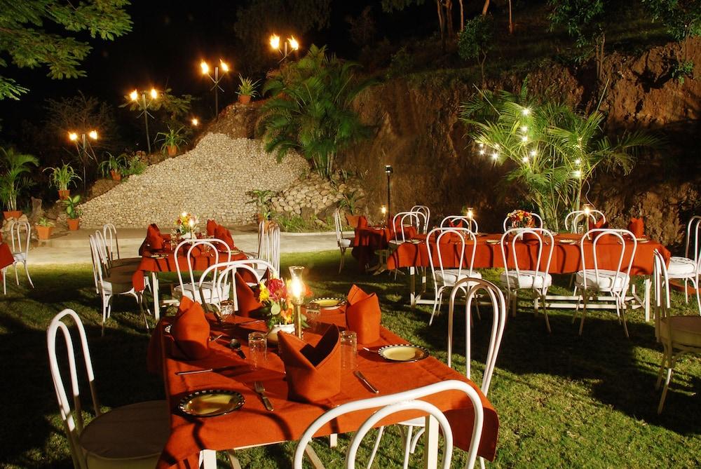 The Aodhi By Hrh Group Of Hotels Kumbhalgarh Esterno foto